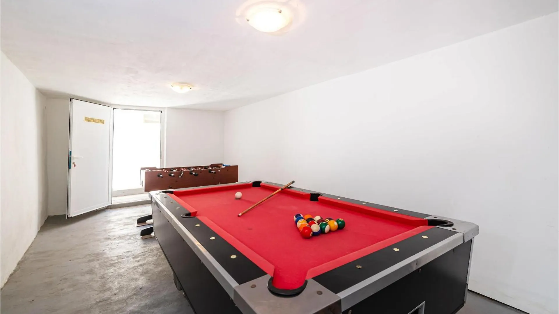 Cozy Home In Sukosan With Outdoor Swimming Pool Holiday home
